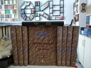 Sahih-i Müslim ve Tercemesi (8 Cilt Takım-indeks)