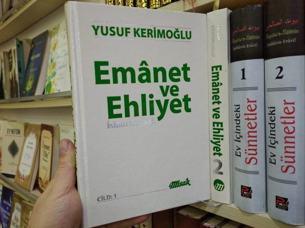 IMG_20201031_201134_1 Emanet ve Ehliyet (İslam İlmihali) (2 Cilt)