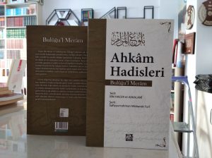 Ahkâm Hadisleri (Bulûğu'l Merâm) Roman Boy