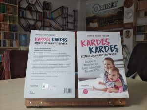 Kardeş Kardeş Geçinen Çocuklar Yetiştirmek