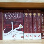 Hz. Muhammed'in (s.a.v.) Hayatı ve İslam Daveti Mekke ve Medine Dönemi (2 Cilt)