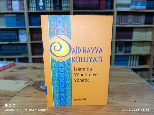 İslam'da Yönetim ve Yönetici